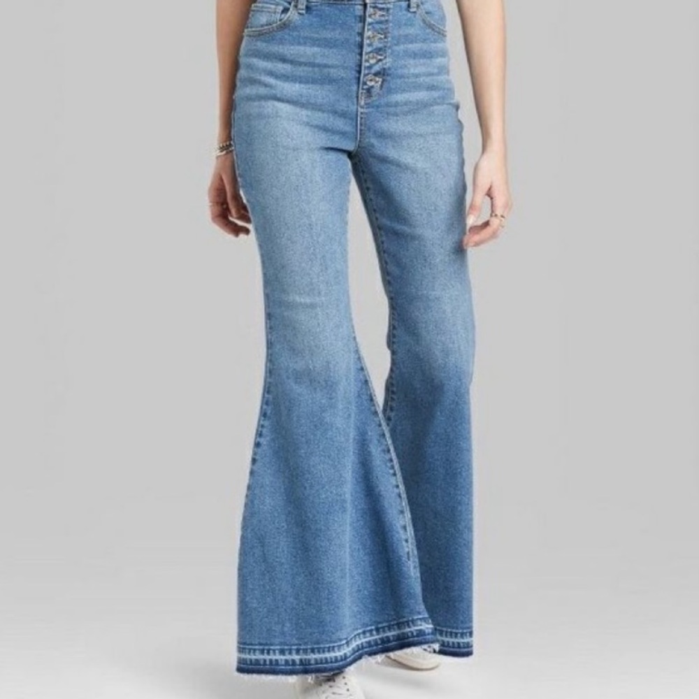 wildfable Women’s Bell Bottom Jeans
